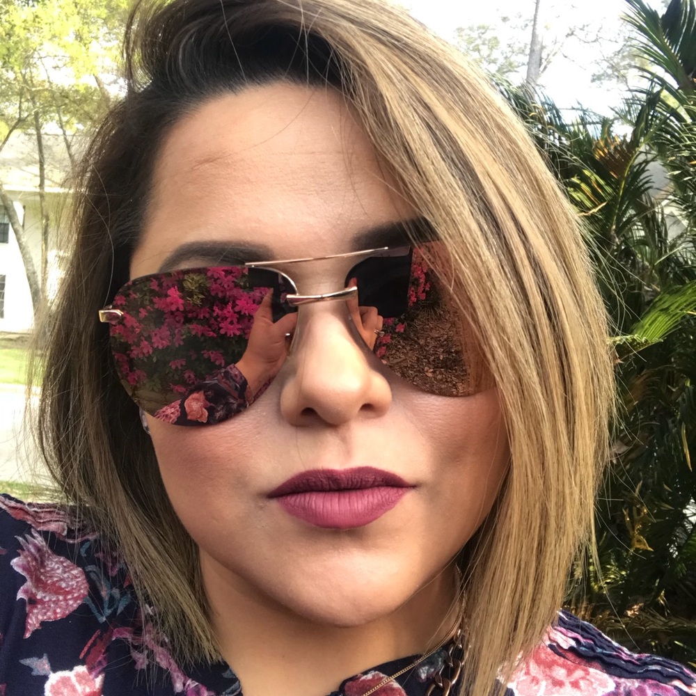 Meet your Posher, Novalyn